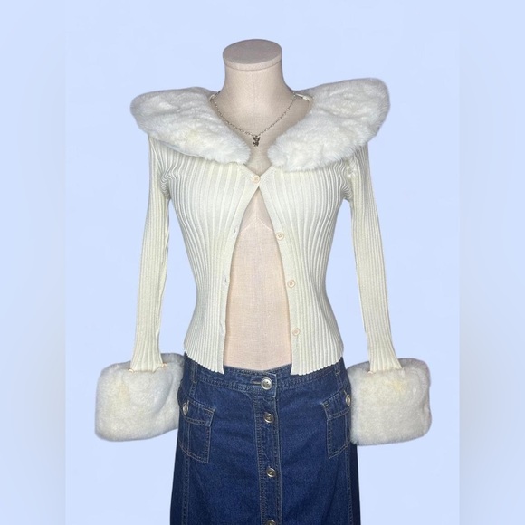 Sweaters - Cream Ribbed Cardigan with Faux Fur Trim Accents Woman’s S